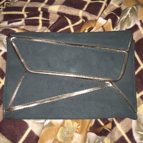 Hunter Green Envelope Clutch - Picture 1 of 3